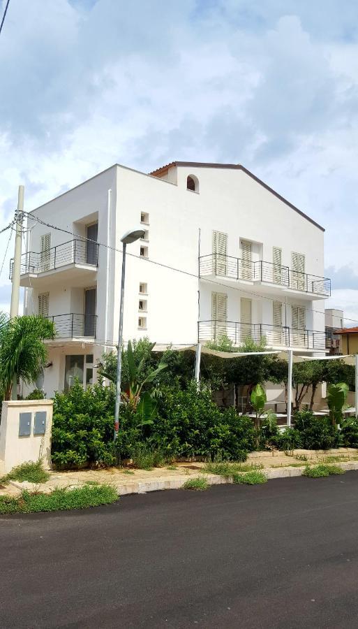Hotel Mountains View Castellammare del Golfo Exterior foto