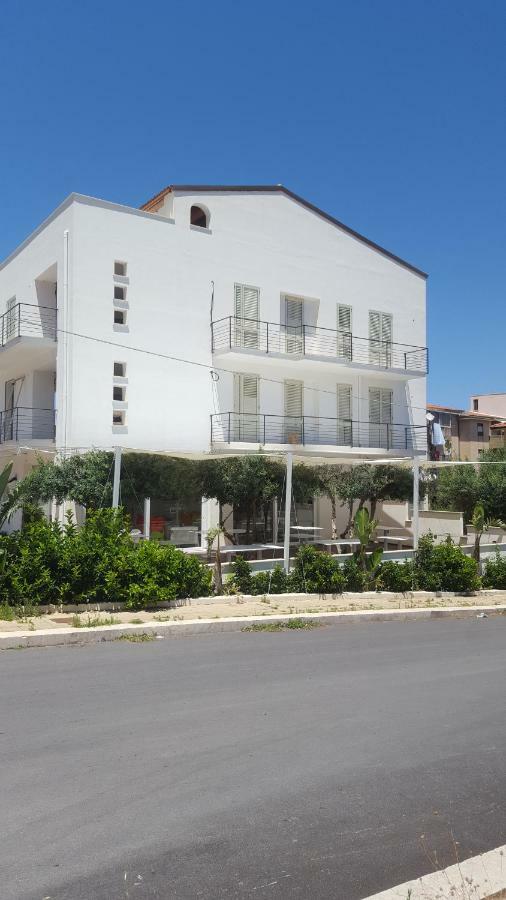 Hotel Mountains View Castellammare del Golfo Exterior foto